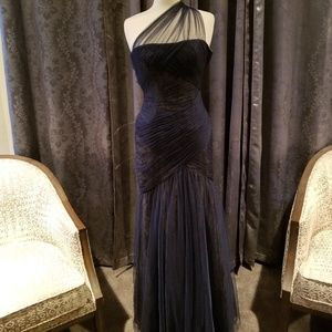 Monique Lhuillier One-Shoulder Draped Tulle Gown